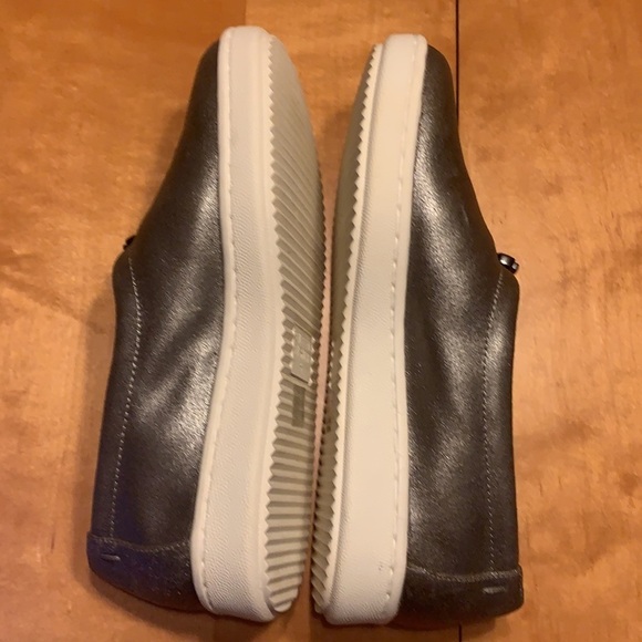 Eileen Fisher Sydney Slip-On Leather Sneakers 5 - Picture 6 of 9